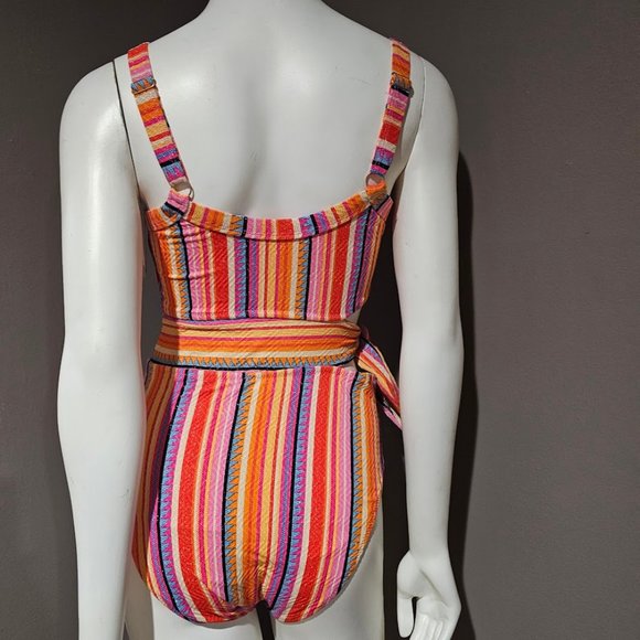 Jessica Simpson Escape to Pacific Tied One-piece Swimsuit - Picture 4 of 12